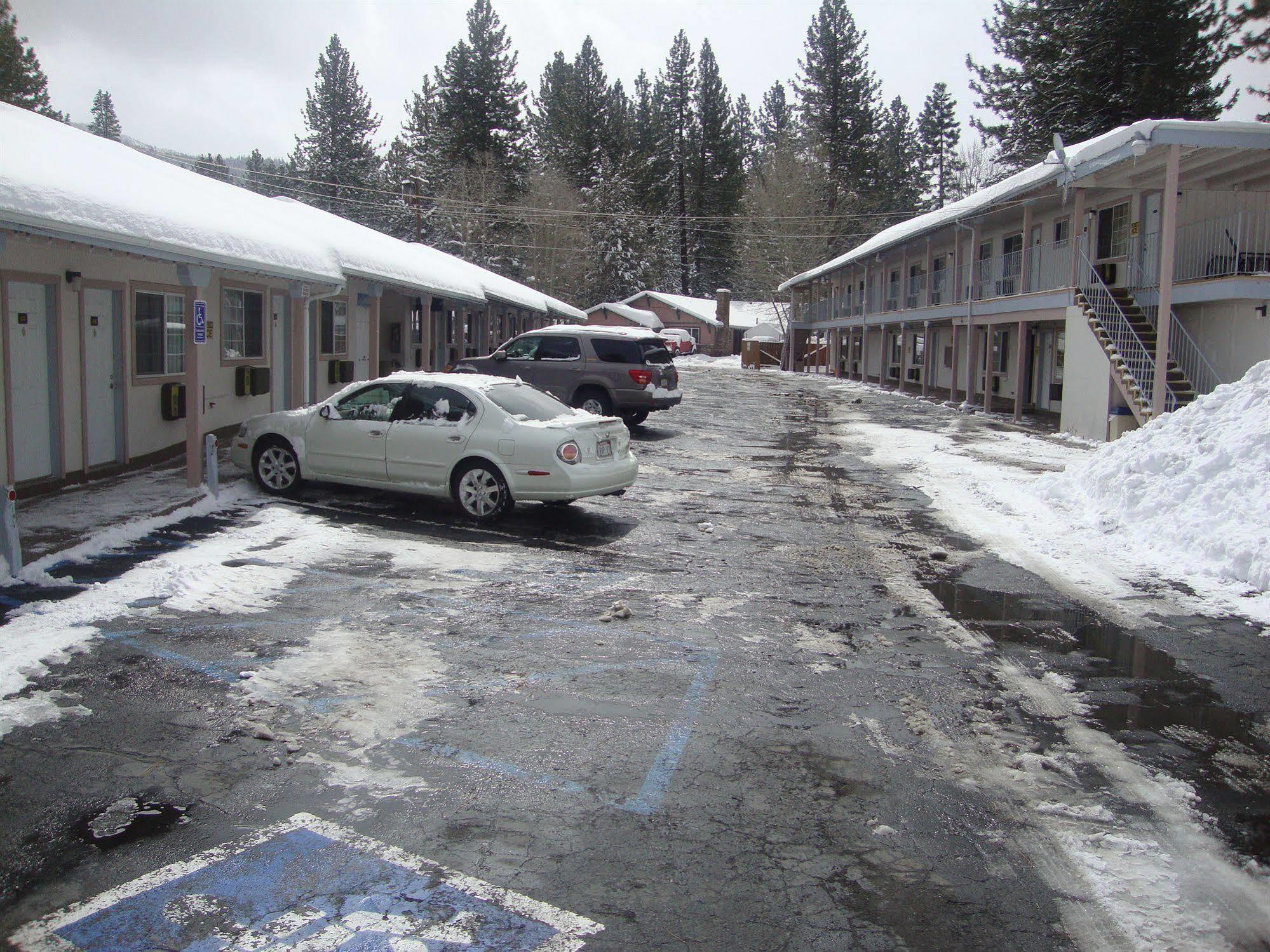 Bluebird Day Inn & Suites South Lake Tahoe Extérieur photo